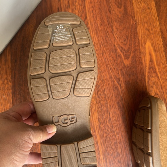 Ugg Harrison Lace Boot Women’s - Picture 4 of 7